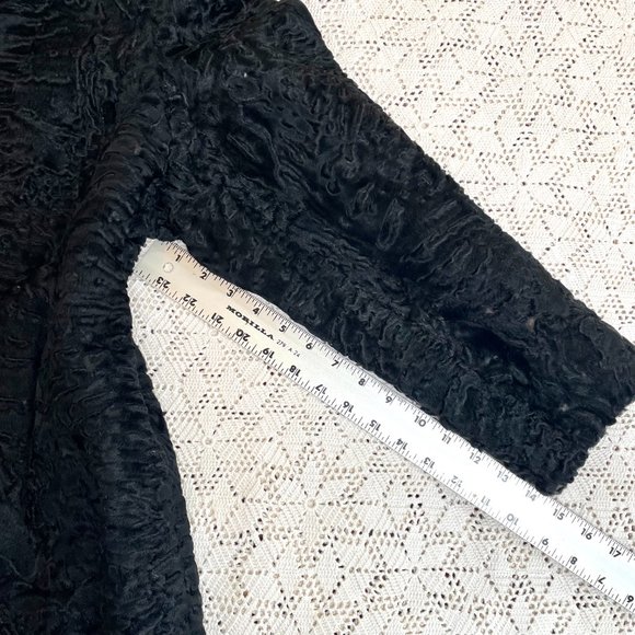 Vintage Fur Coat Curly Lamb with Mink Collar. Broadtail. Ashtrakhan. Swakara. - Picture 10 of 16